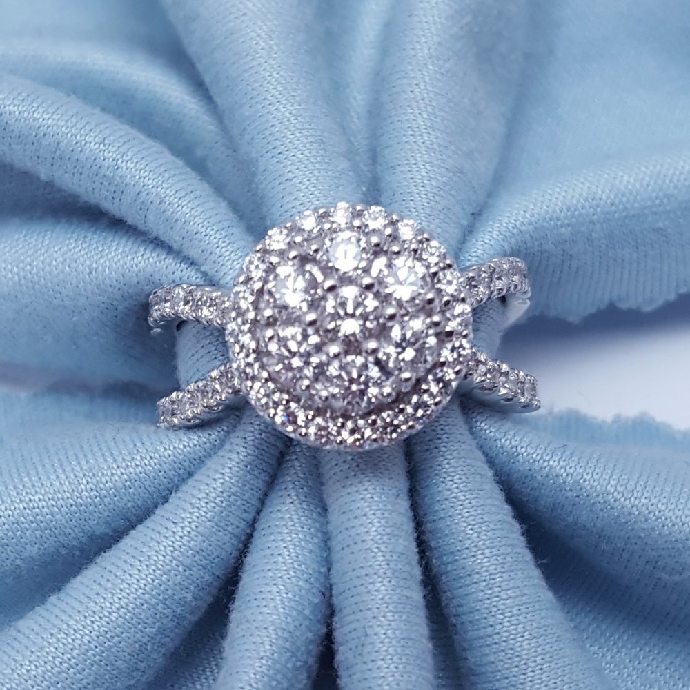 Unique 14k Solid White Gold Designer Split Shank … - image 5